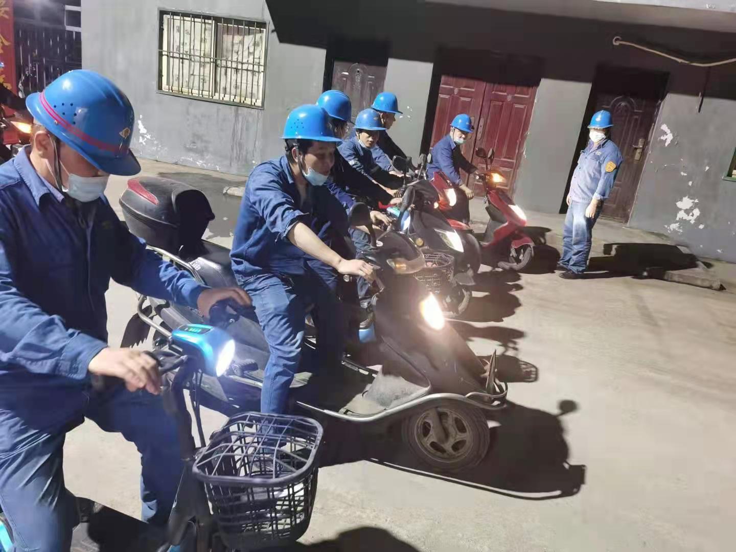 安全生產萬里行，有他們，我看行！