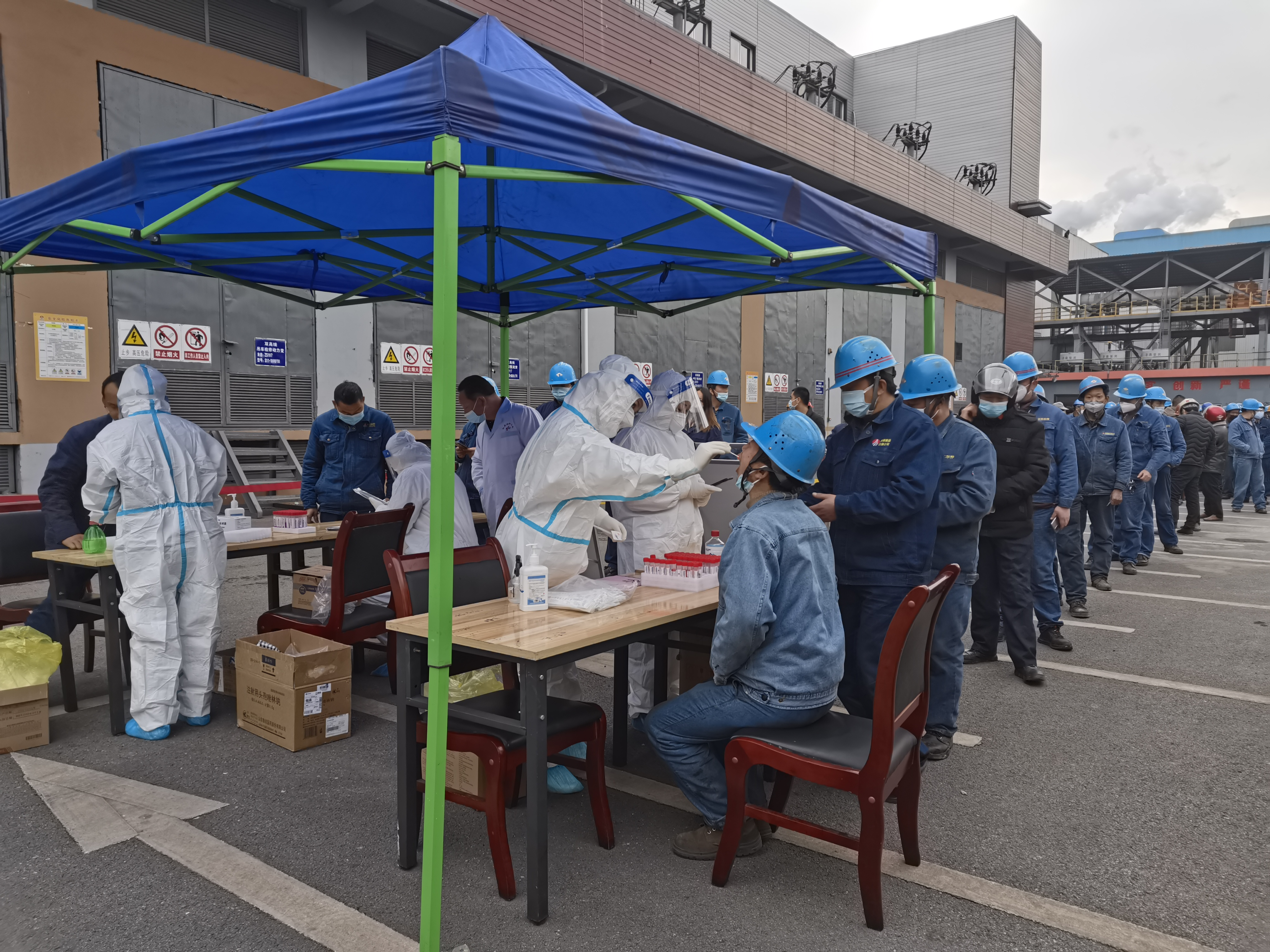 黨建領航，共同戰“疫”、攜手通“關”