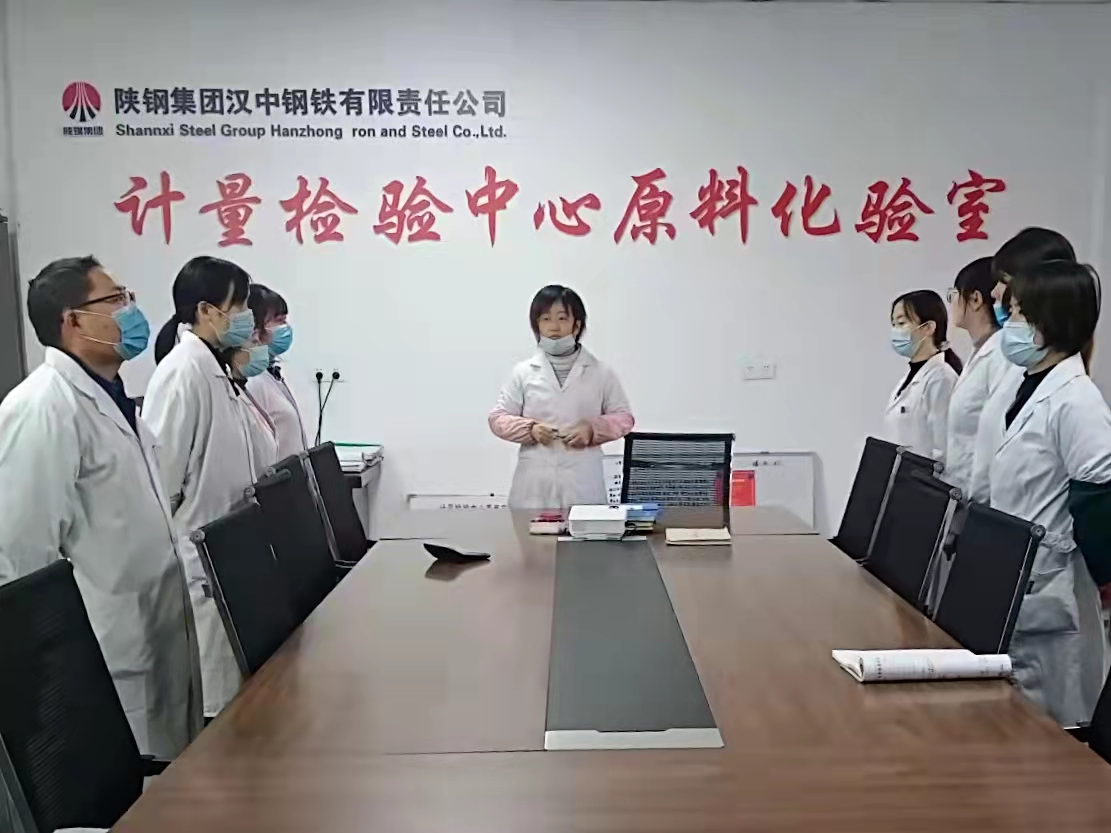 業(yè)精于勤，做數(shù)據(jù)保障的“守護(hù)者”——記漢鋼公司第十屆分析工“技術(shù)狀元”范艷瑩