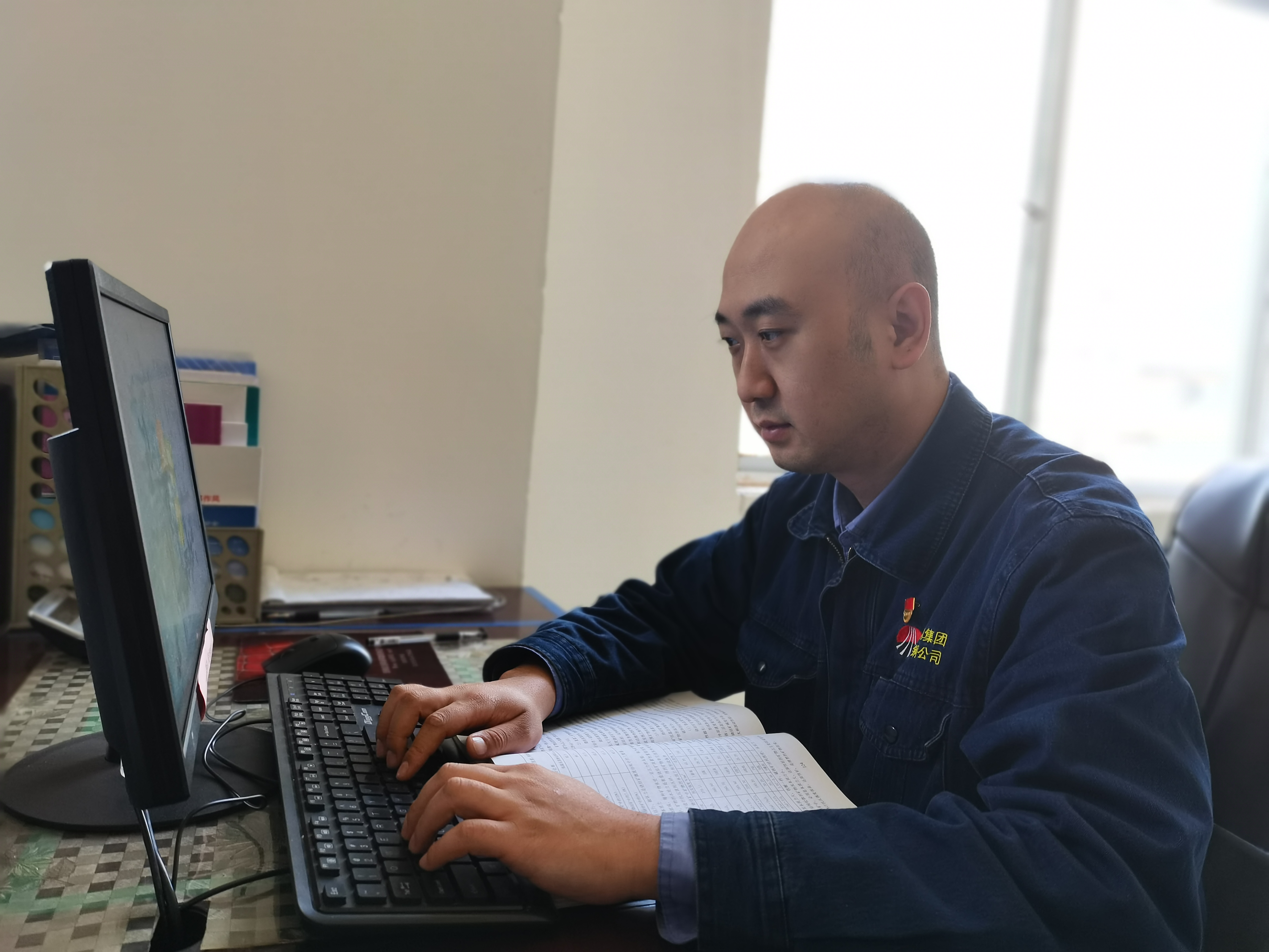 用科技創新成就“礦”世奇緣——記漢鋼公司“優秀科技工作者”王軼韜