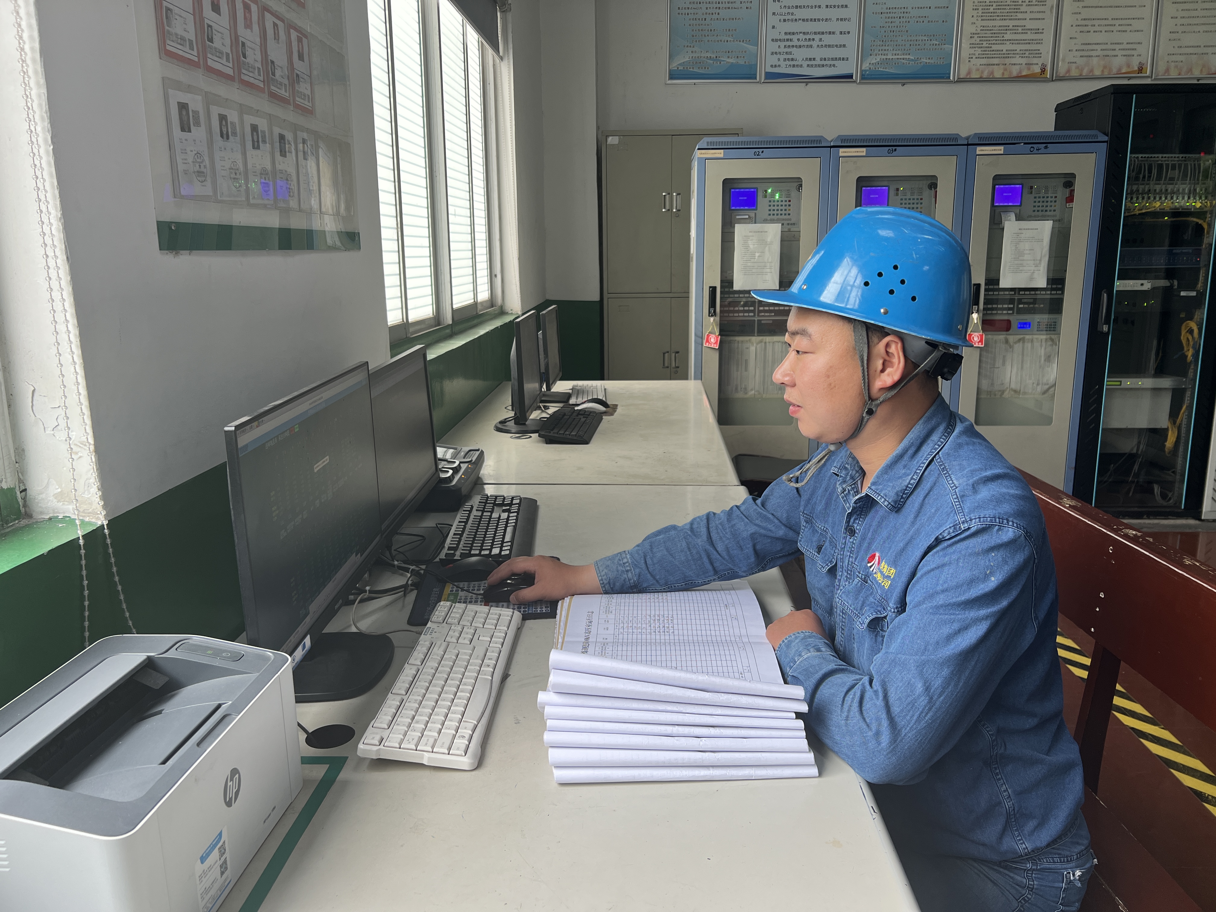 潛心專研搞技術 工匠精神照亮奮斗之路  --- 2021-2022年度漢中市青年崗位能手陳安杰