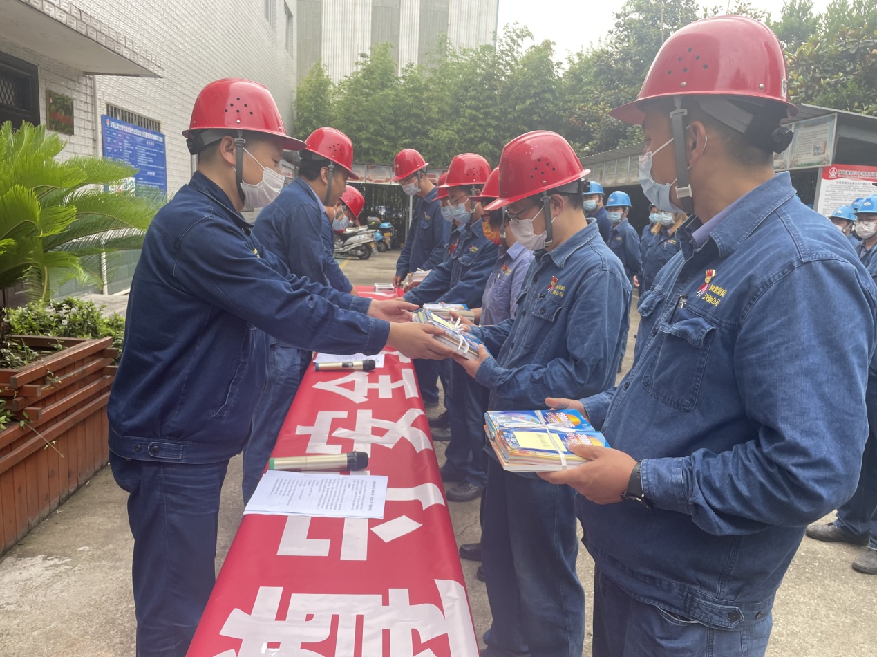 當好“第一責任人”夯實安全生產(chǎn)根基