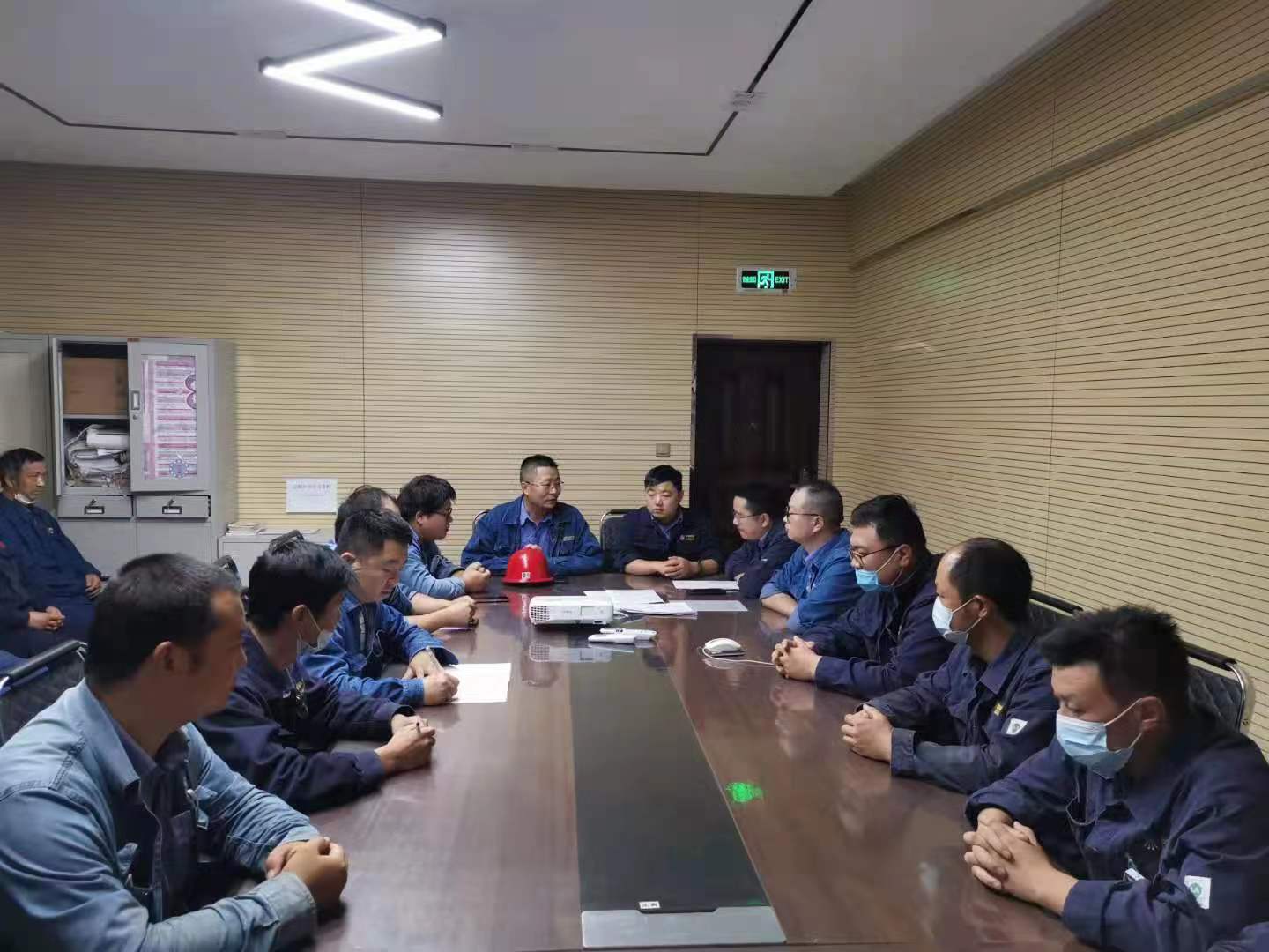 咬定改革不放松，“破壁壘““換新顏”