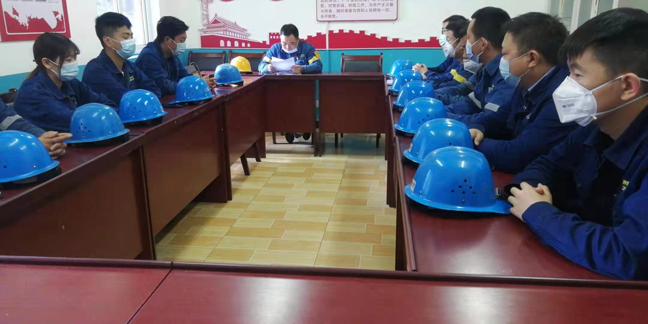 開展高質(zhì)量班組建設(shè)，激活組織“最小細(xì)胞”