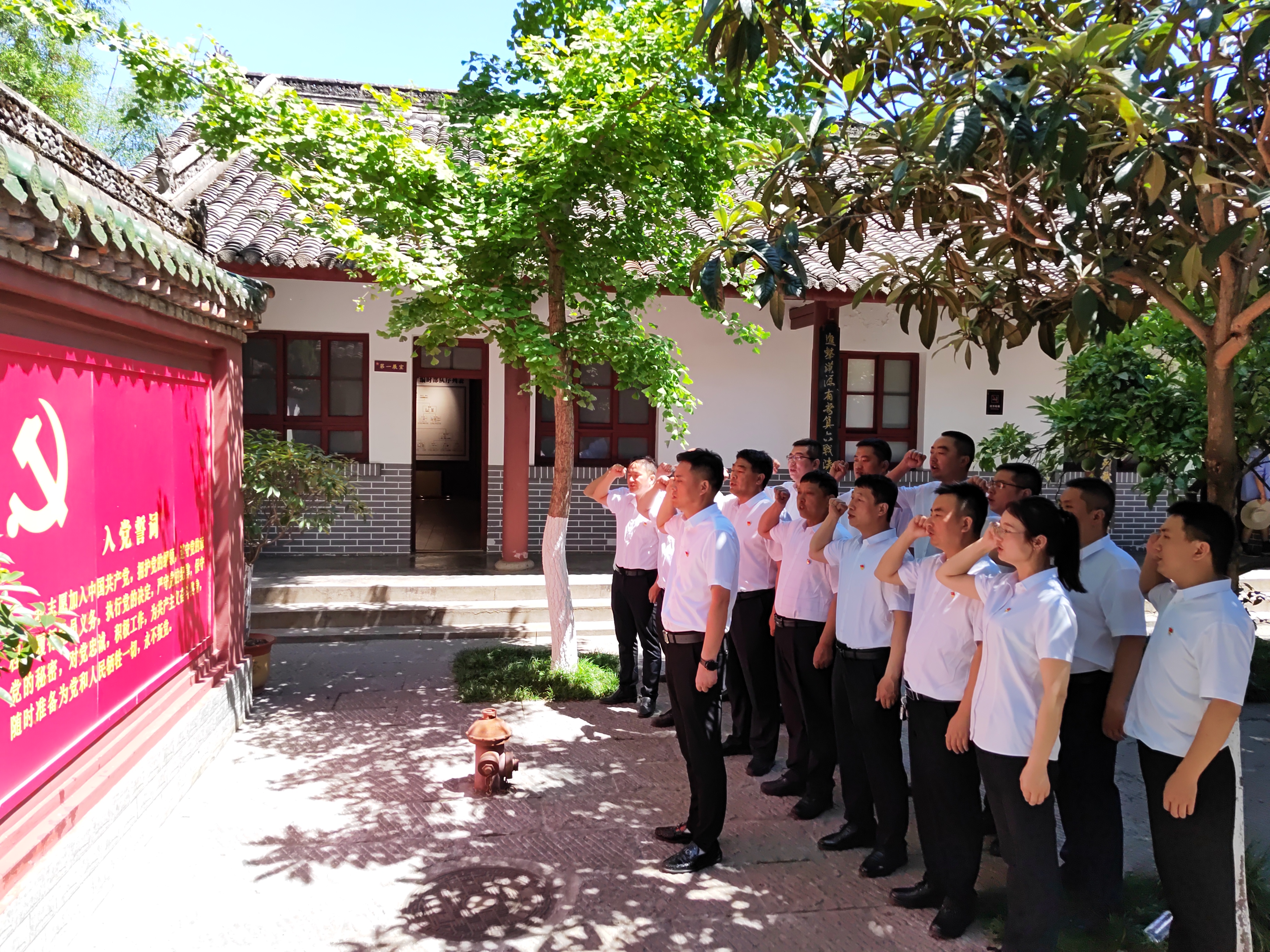 煉鋼廠開(kāi)展“初心向黨慶‘七一’，廉潔自律擔(dān)使命”主題教育活動(dòng)