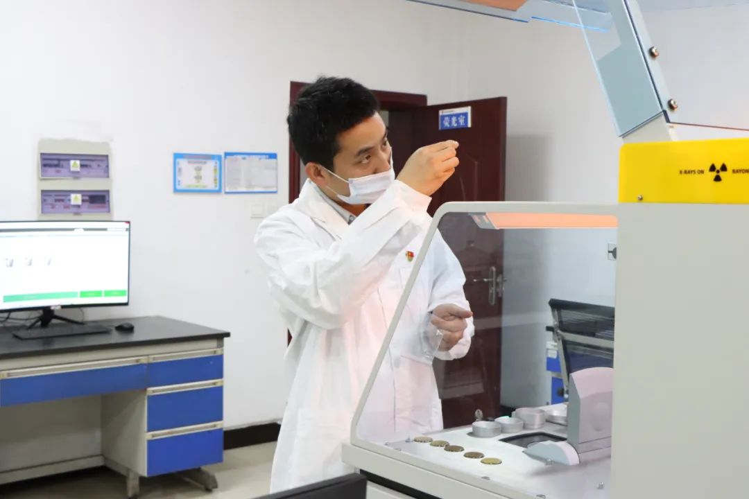 初心不忘，砥礪前行——記計(jì)量檢驗(yàn)中心黨員李軻