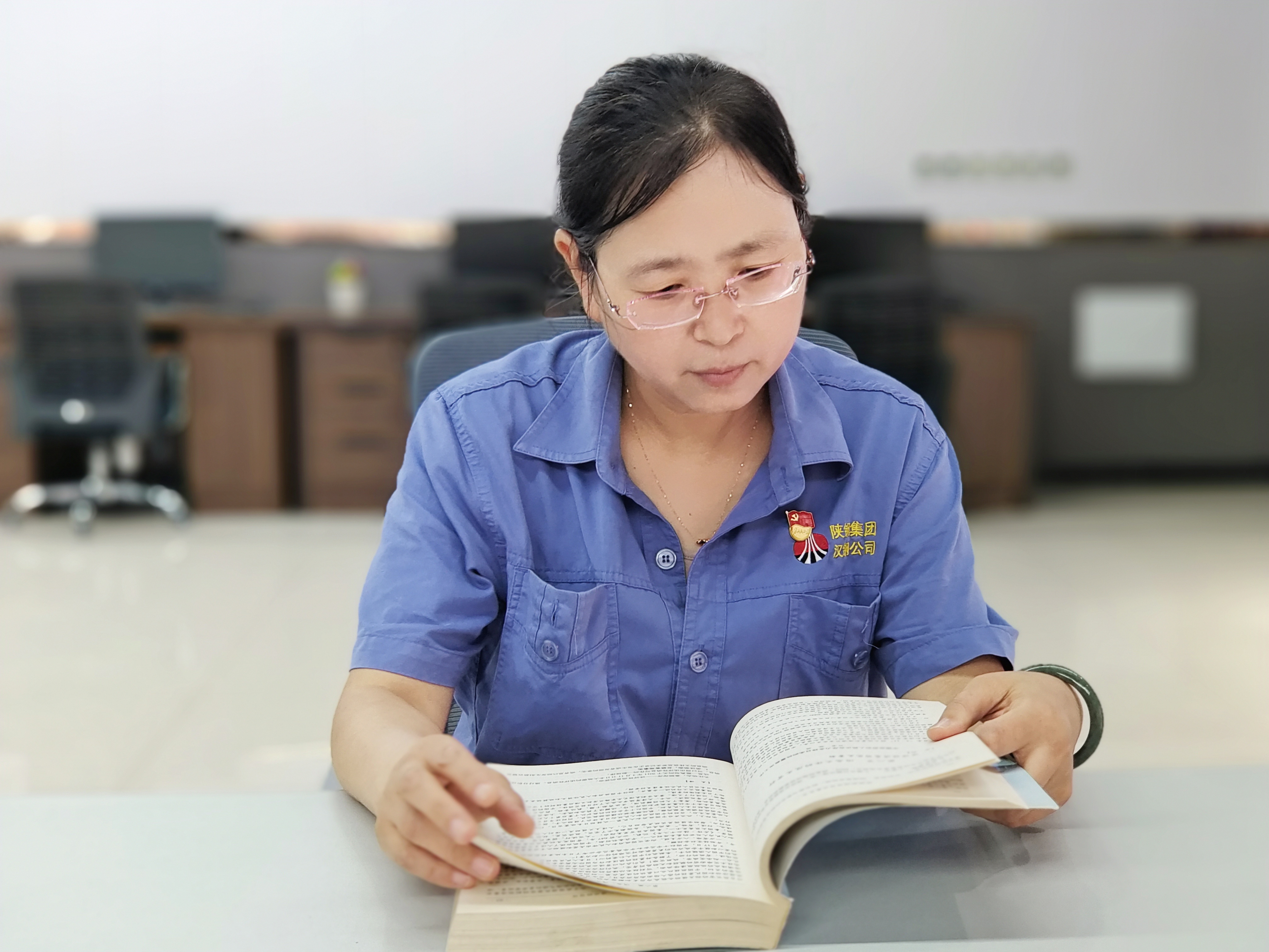 綜合管理戰(zhàn)線上的“女戰(zhàn)士”