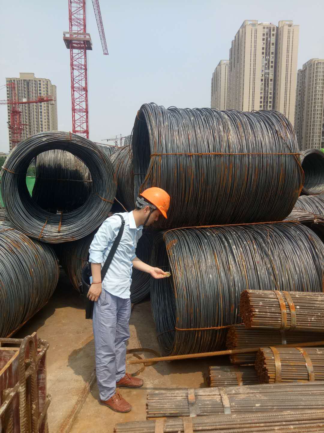 以四千精神為指南，全力做好品牌營銷工作