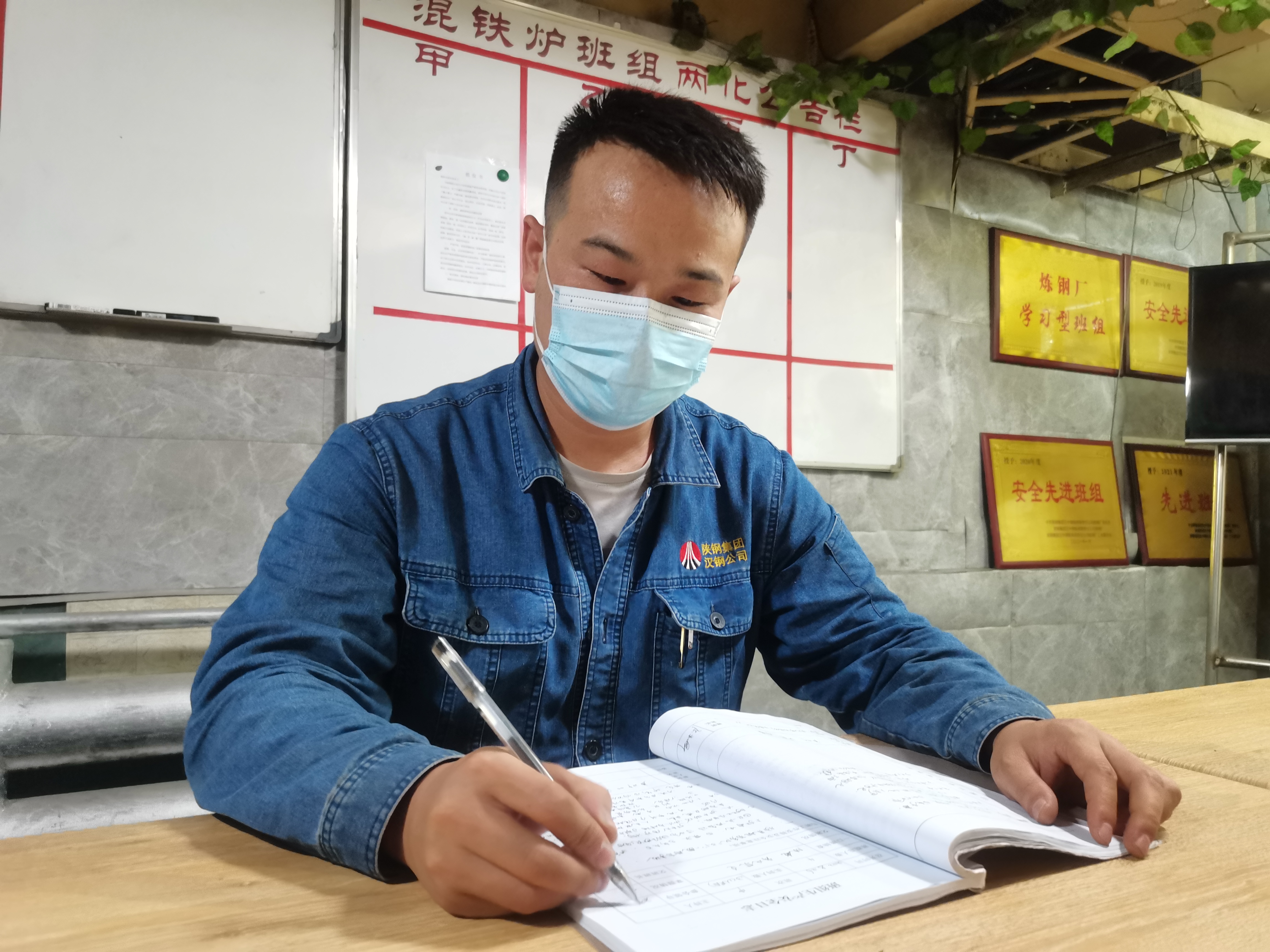 “小班長”hold住“大責任”