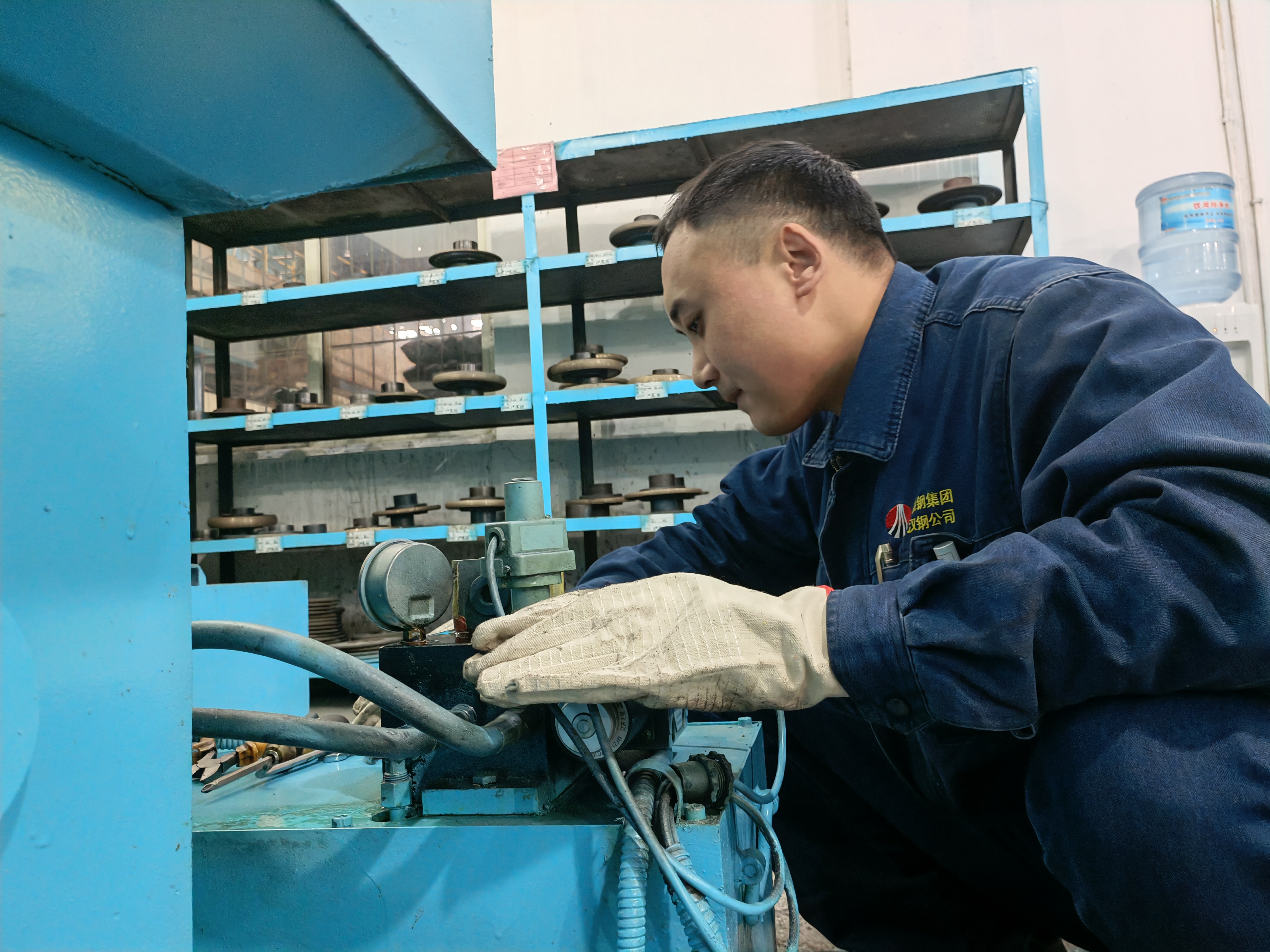 各項指標逆勢“狂飆”  他們靠什么？