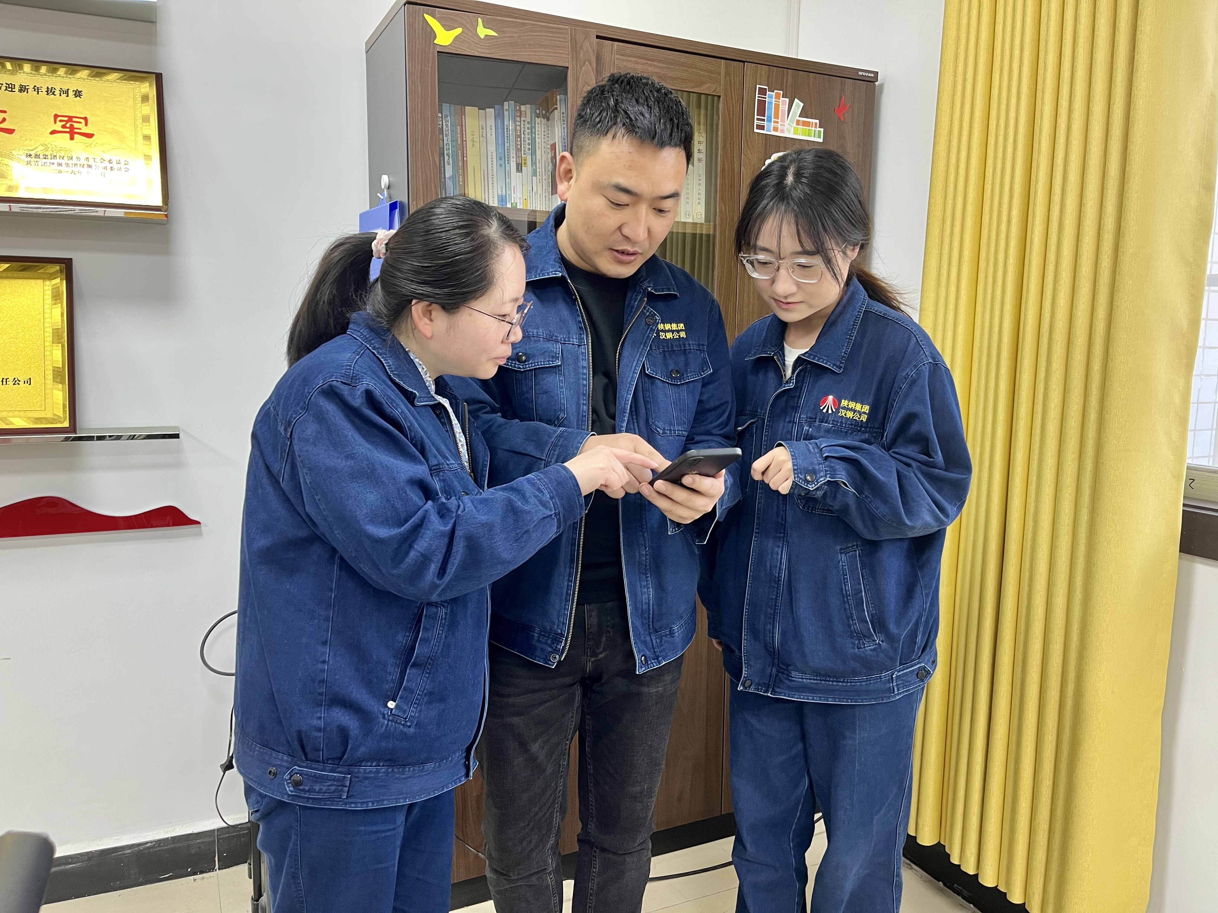 鋼城春意濃 掀起職工“網上練兵”熱潮