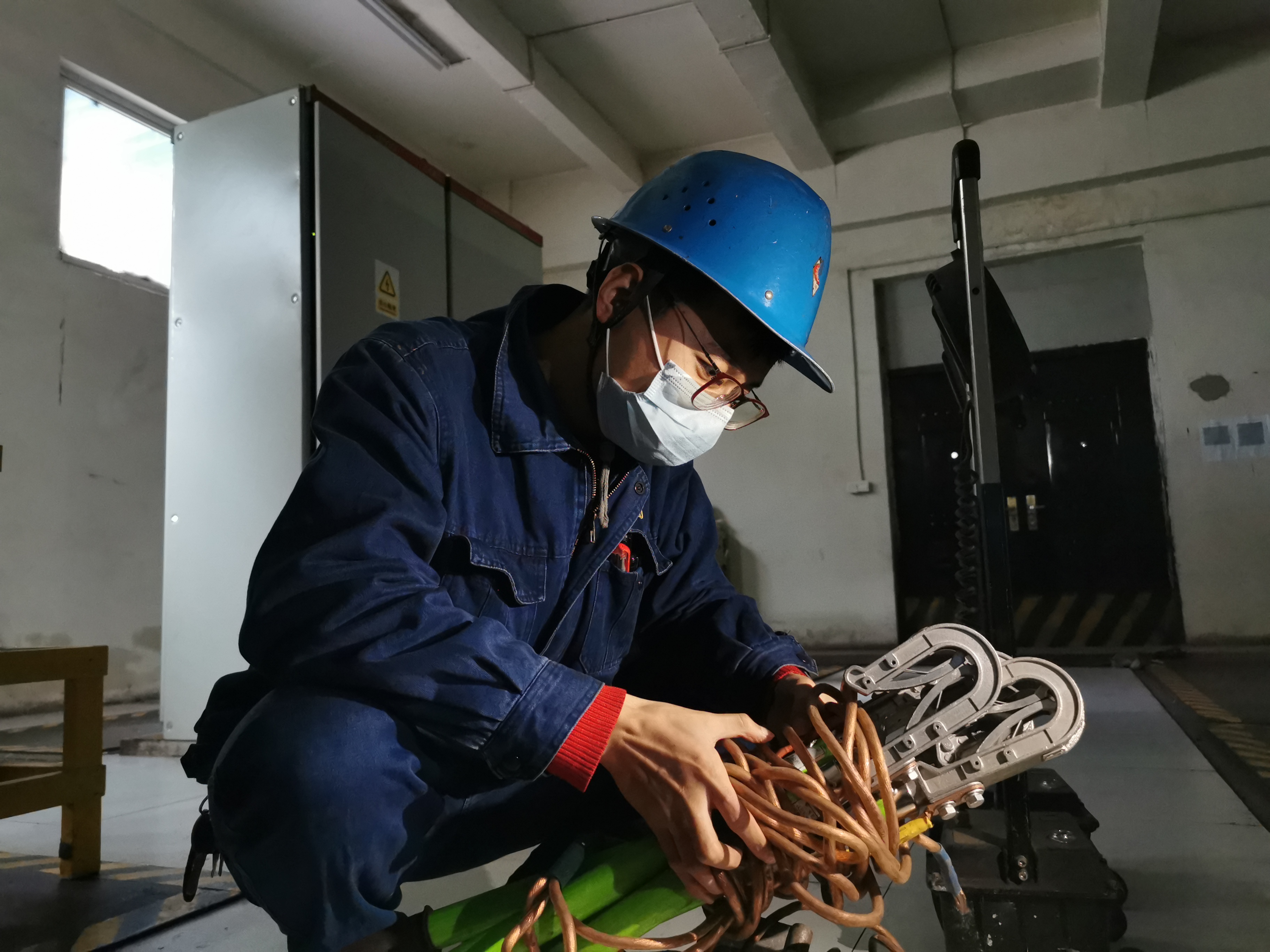 把“安全管理”這張網織密織實