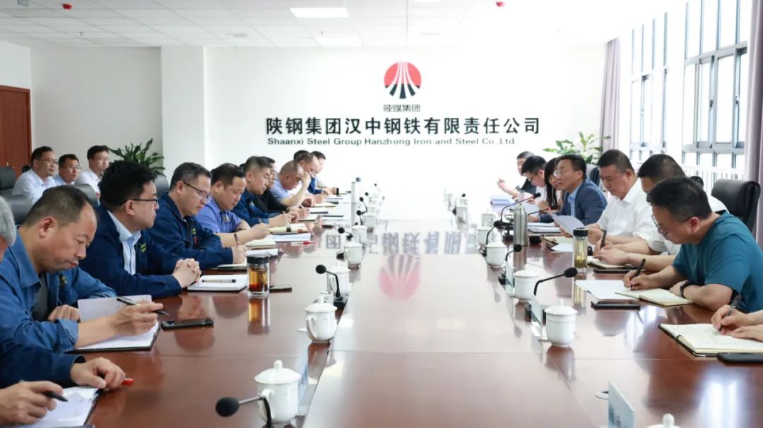 許曉增到漢鋼公司調研指導生產經營工作