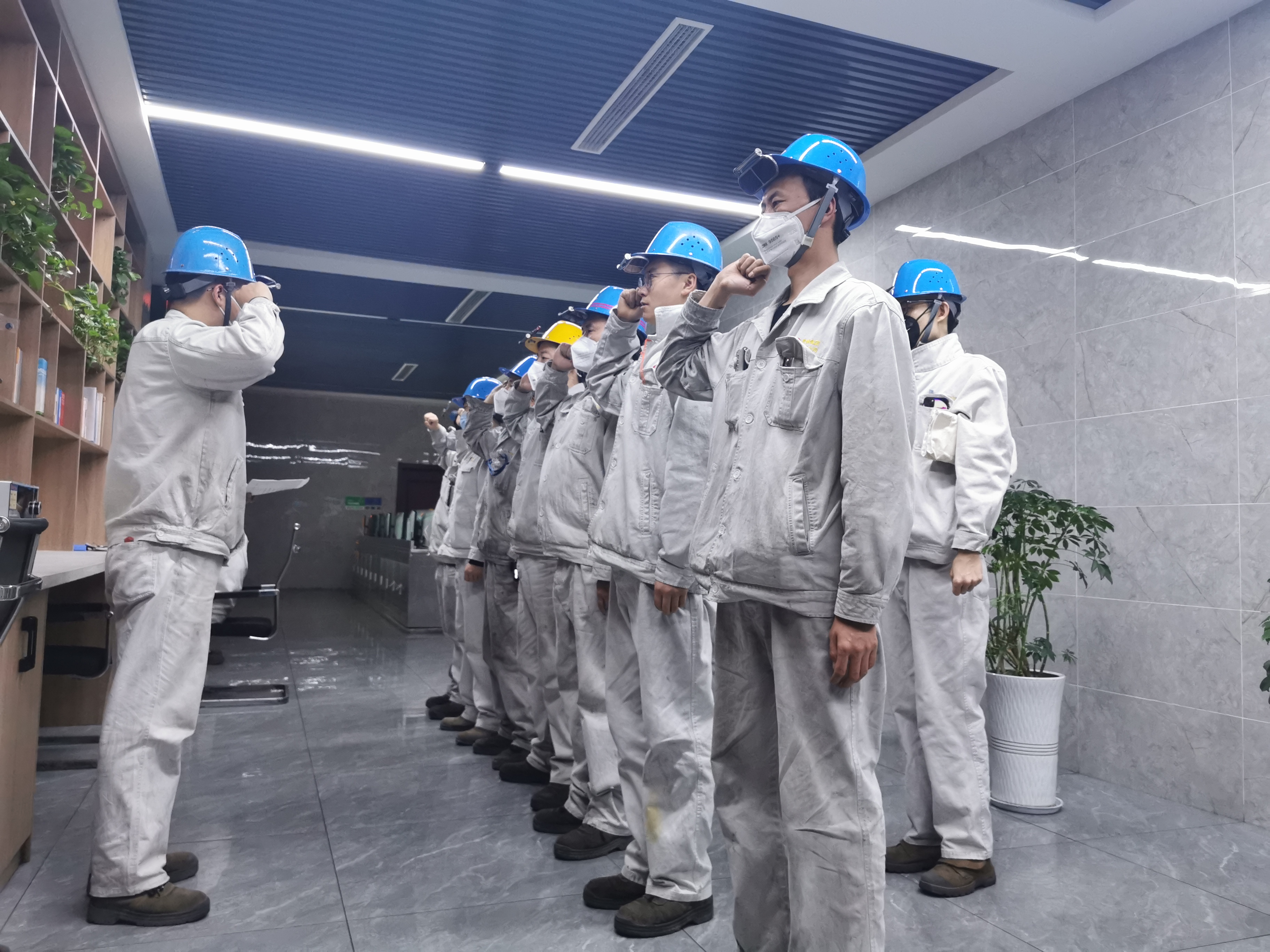 乘對標風 破思維局 過指標隘