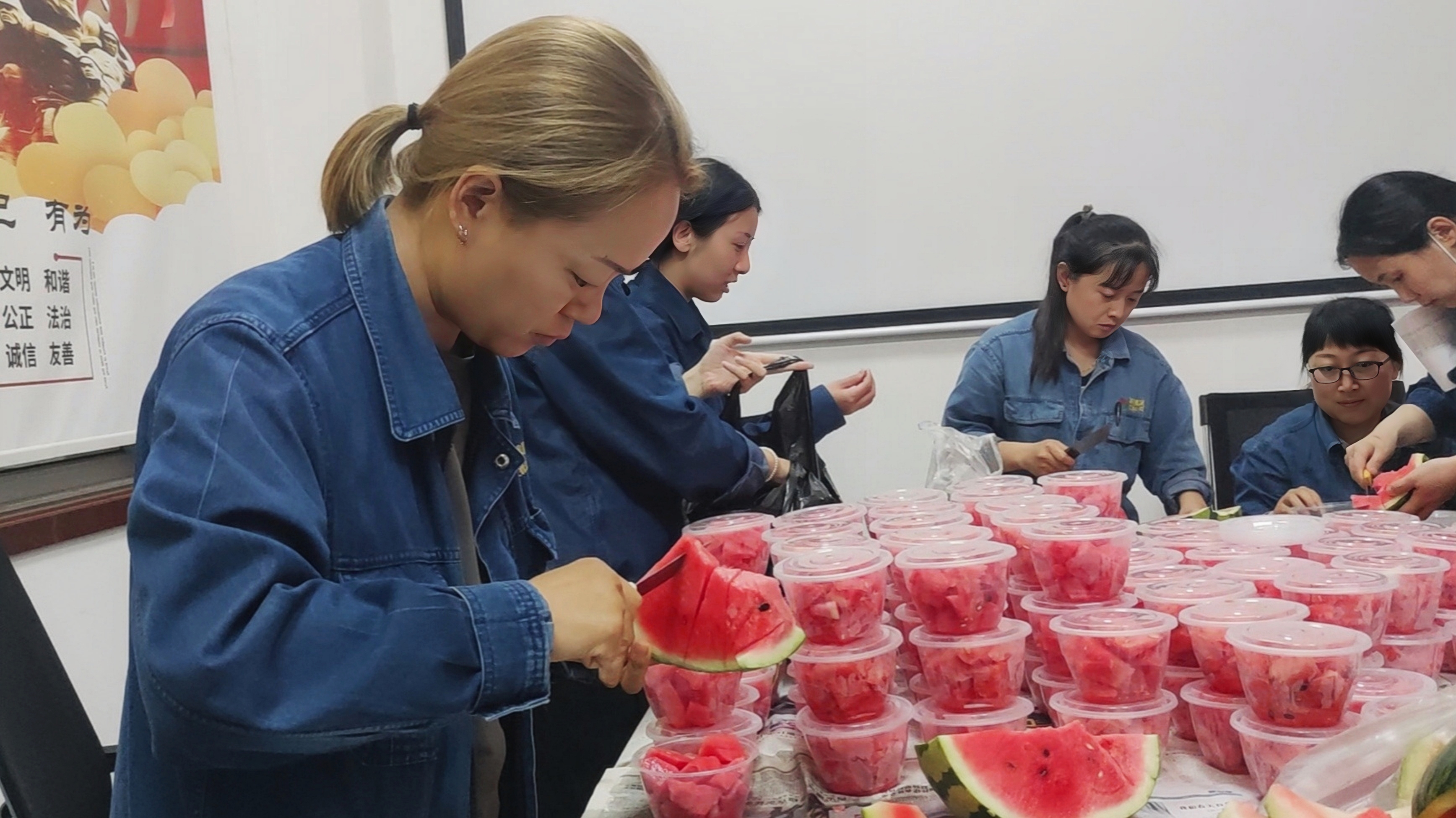 滿分熱情，答好高溫“烤”卷