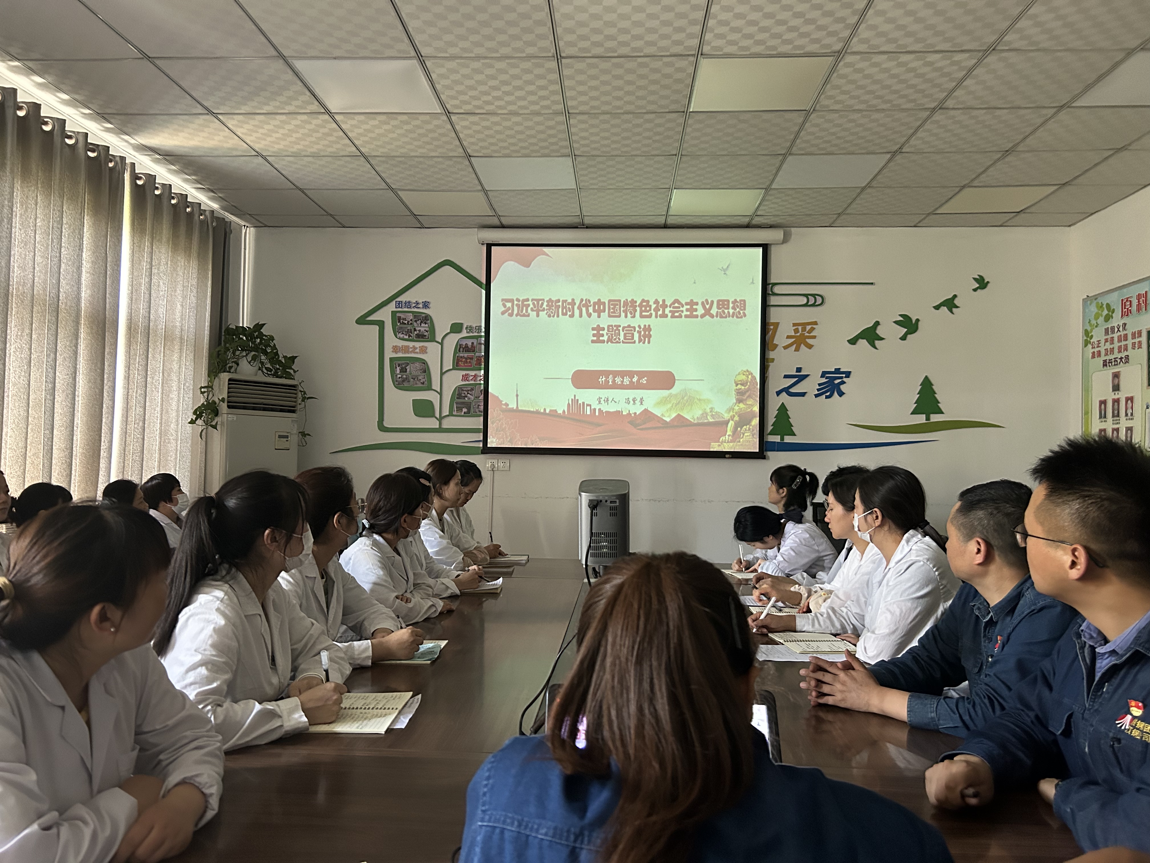 “她力量”又來圈粉，巾幗紅真有范er！