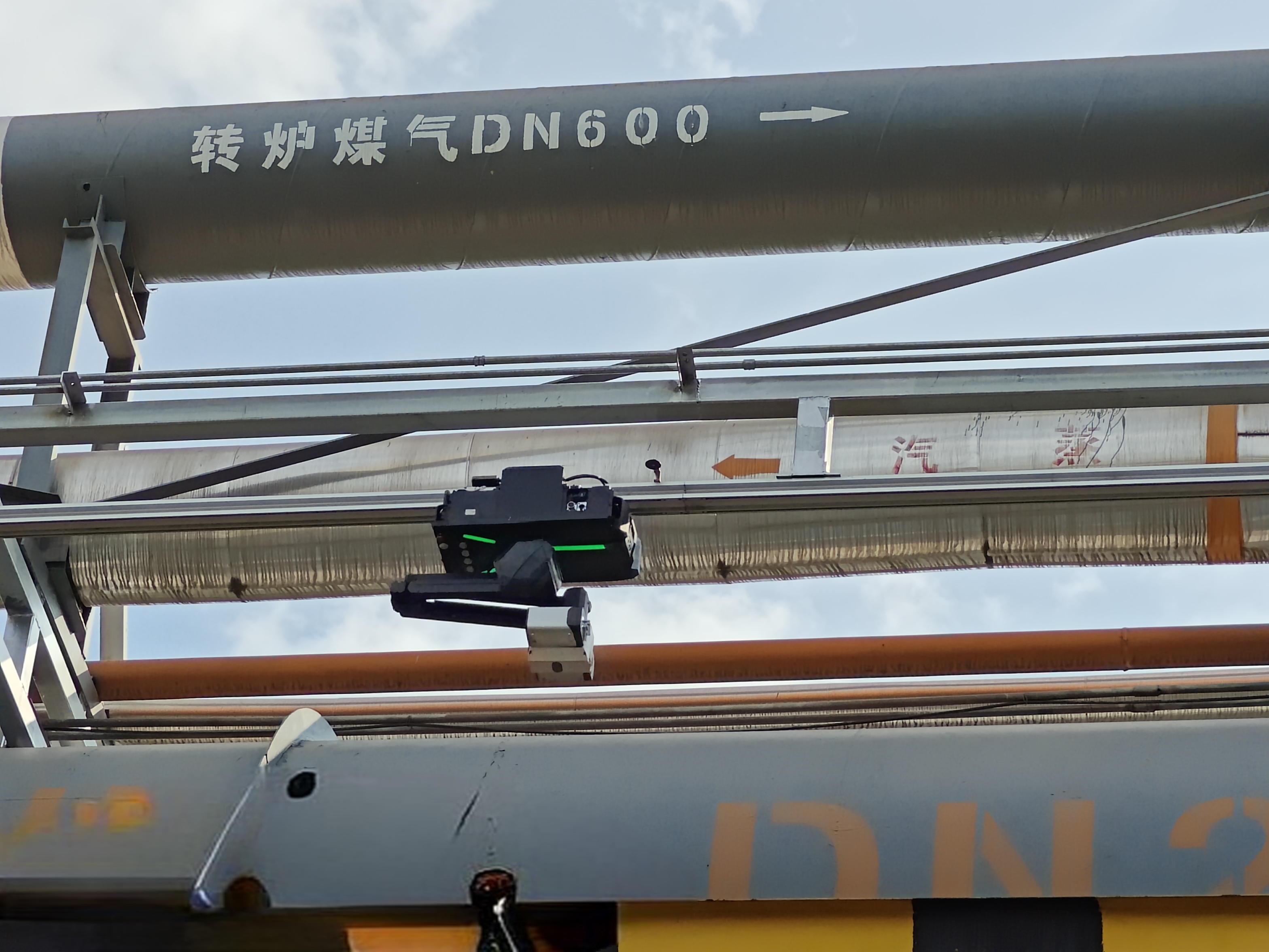 重磅！漢鋼公司煤氣管道巡檢機(jī)器人上崗啦！