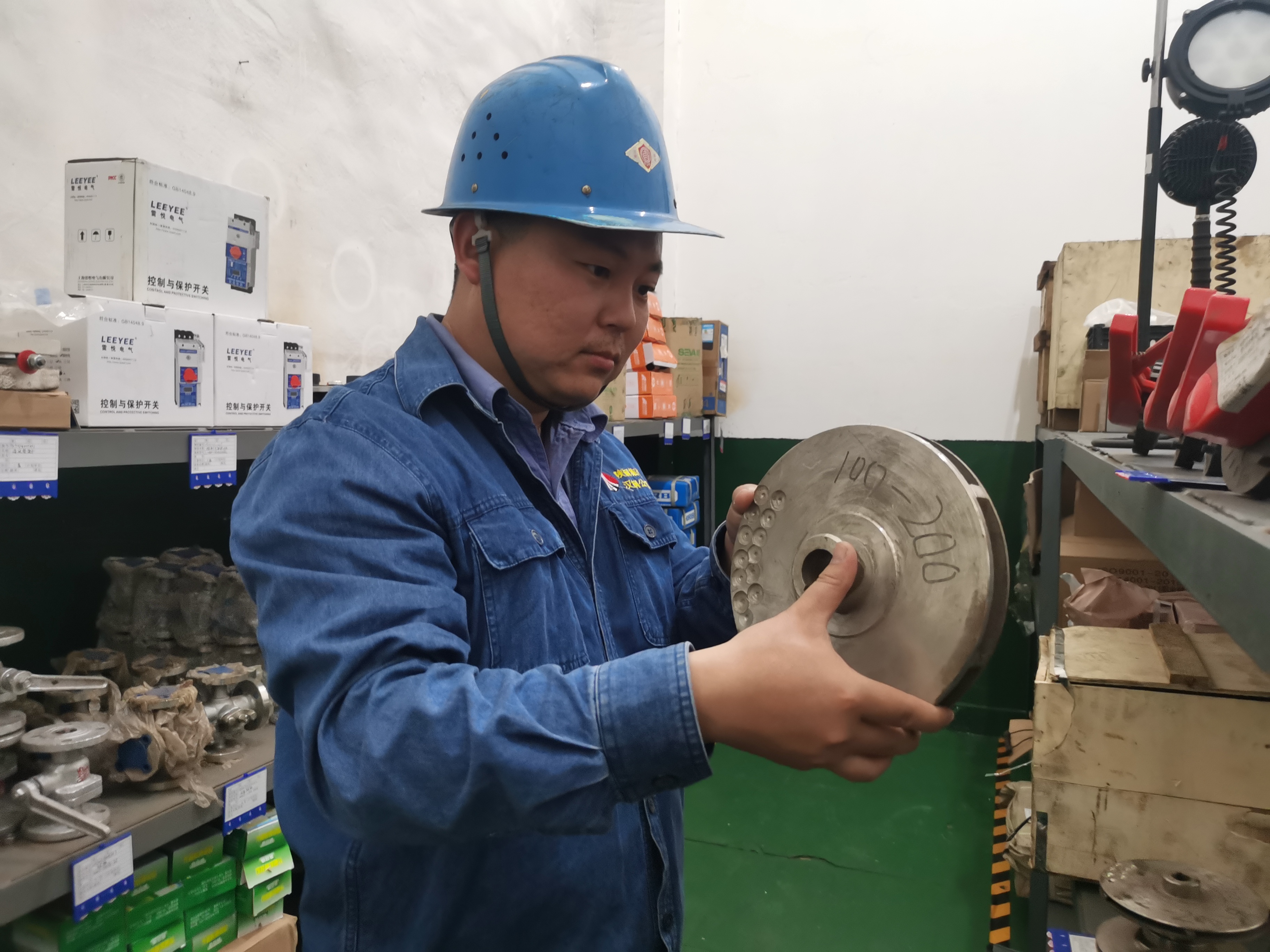 以匠心破局，用創(chuàng)新繪綠---探秘十里鋼城背后的生態(tài)守護(hù)者