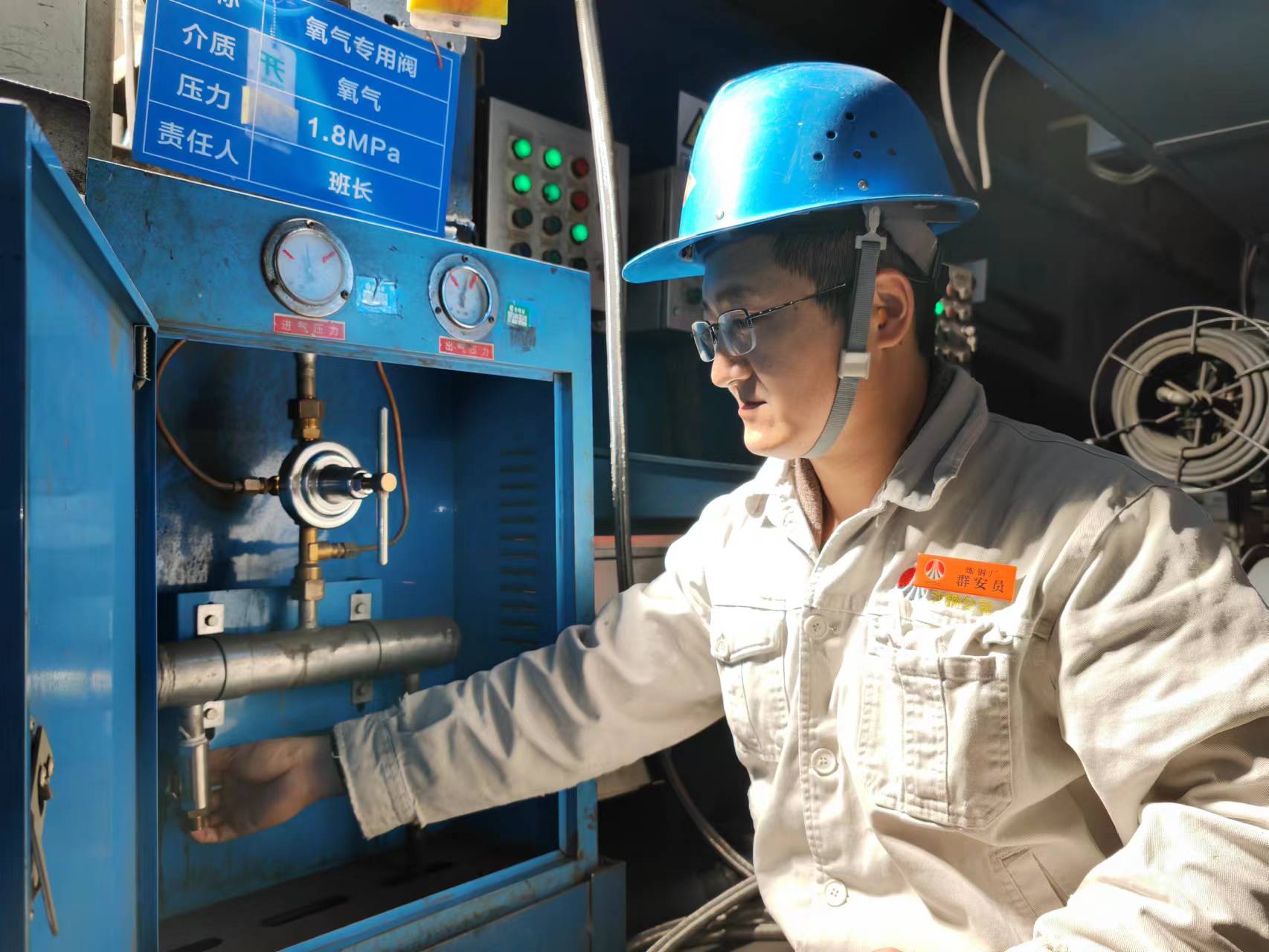 ġ΢ɻȱߵMA֮·