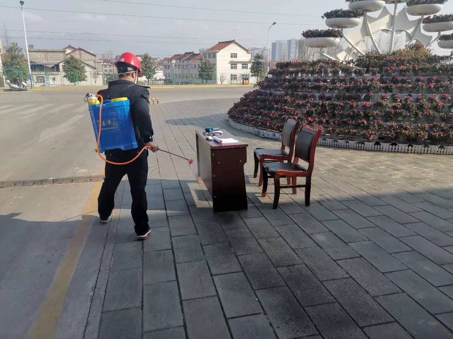 【鋼城文苑】致敬，疫情中最可愛的人